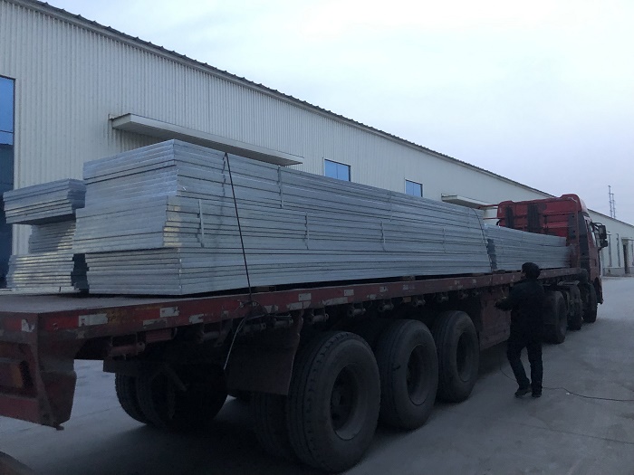 焊接鋼格柵板.jpg 焊接鋼格柵板.jpg