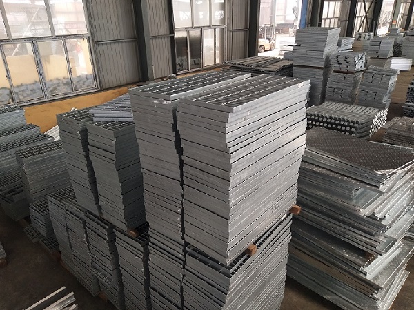 鋼格板.jpg 鋼格板.jpg